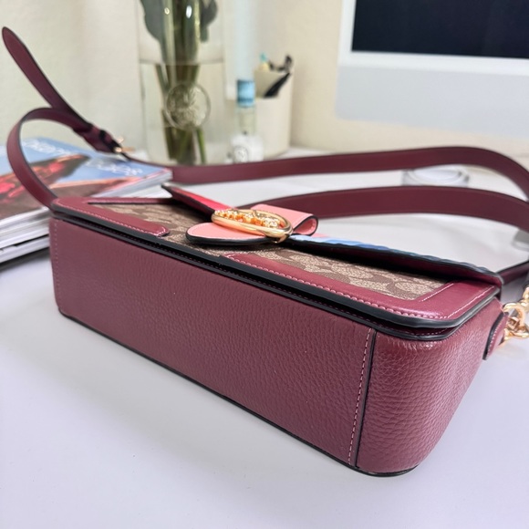 Coach GEORGIE SHOULDER BAG SIGNATURE CANVAS-RAINBOW LINEAR QUILTING C1530 - Picture 4 of 8